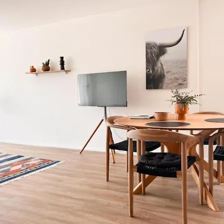 Moderne In Oerlikon! -201- Apartamento *